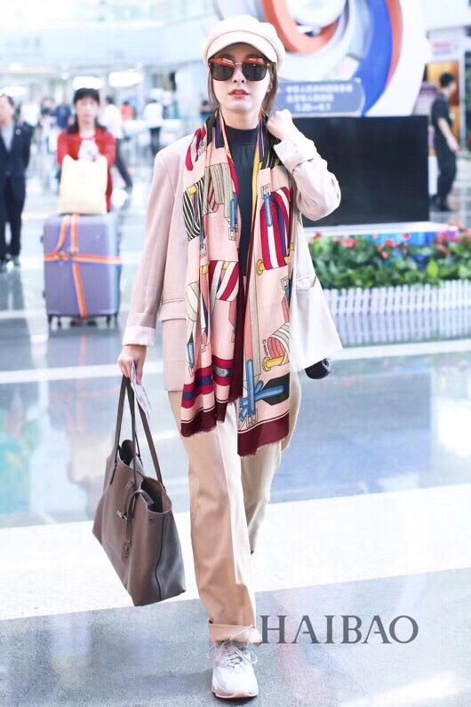 HERMES圍巾 愛馬仕純羊絨戒指絨長巾 baby cashmere高端羊絨女圍巾  llwj6589